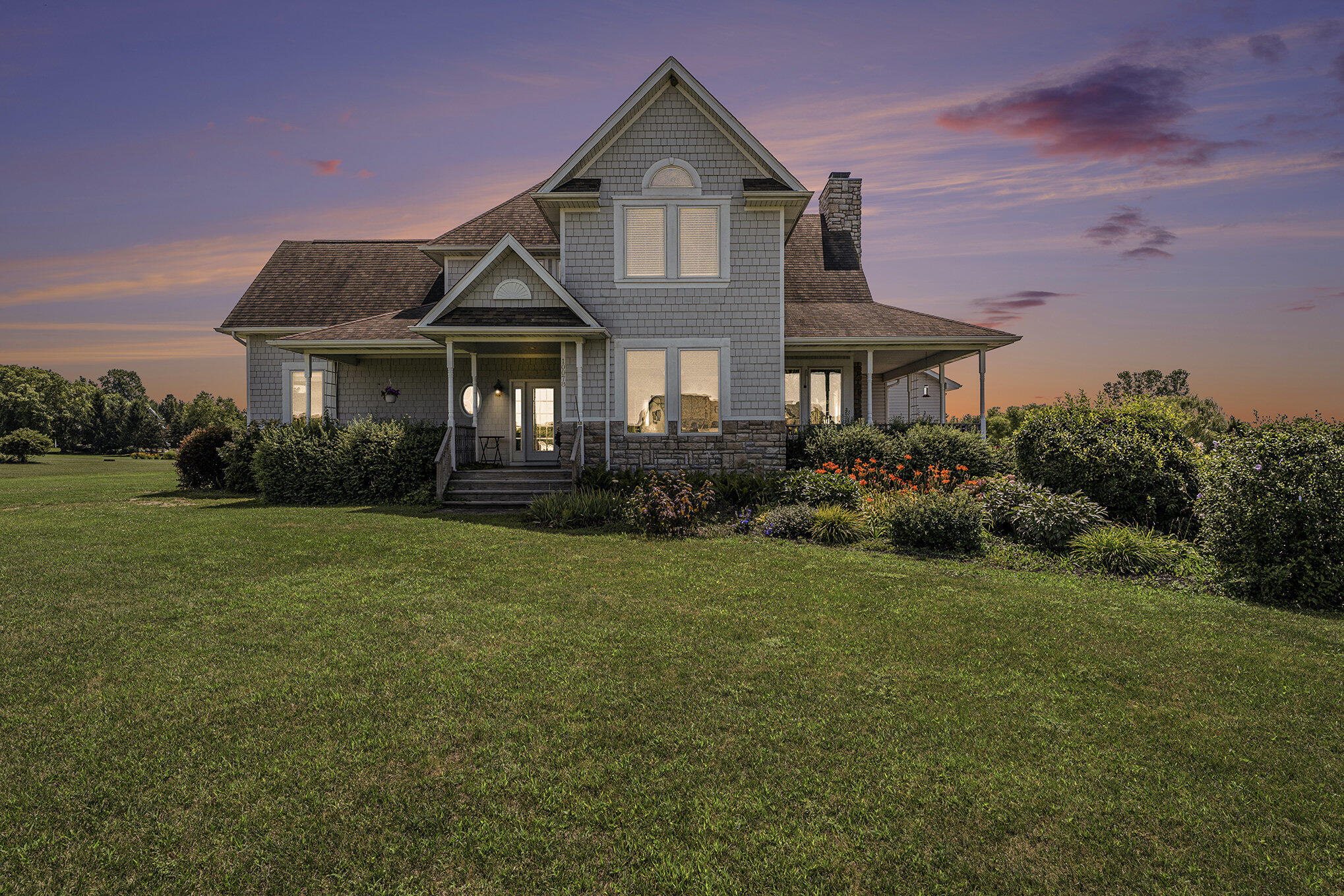 La Porte, Indiana, 46350, United States, 4 Bedrooms Bedrooms, ,3 BathroomsBathrooms,Residential,For Sale,2029628