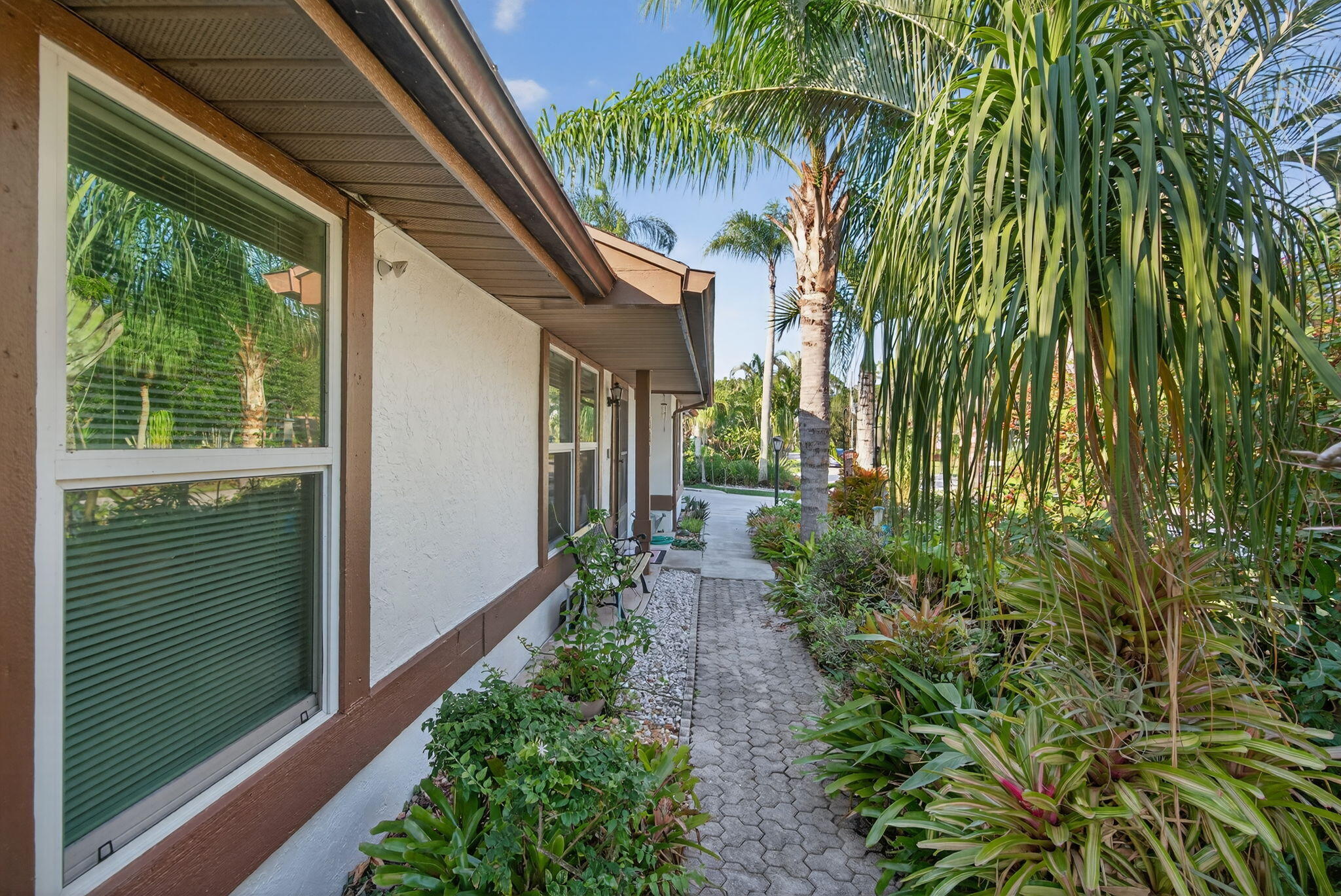 Jupiter, Florida, 33458, United States, 2 Bedrooms Bedrooms, ,2 BathroomsBathrooms,Residential,For Sale,1984787