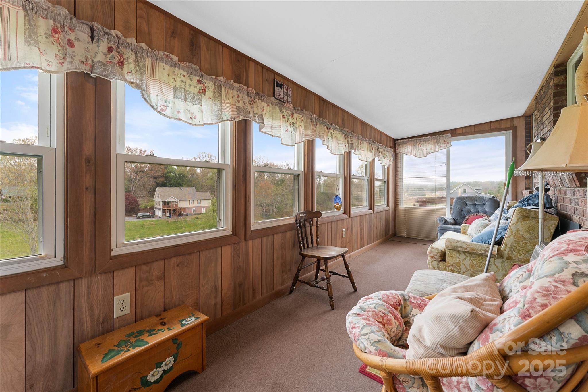 Leicester, North Carolina, 28748, United States, 3 Bedrooms Bedrooms, ,2 BathroomsBathrooms,Residential,For Sale,1938256