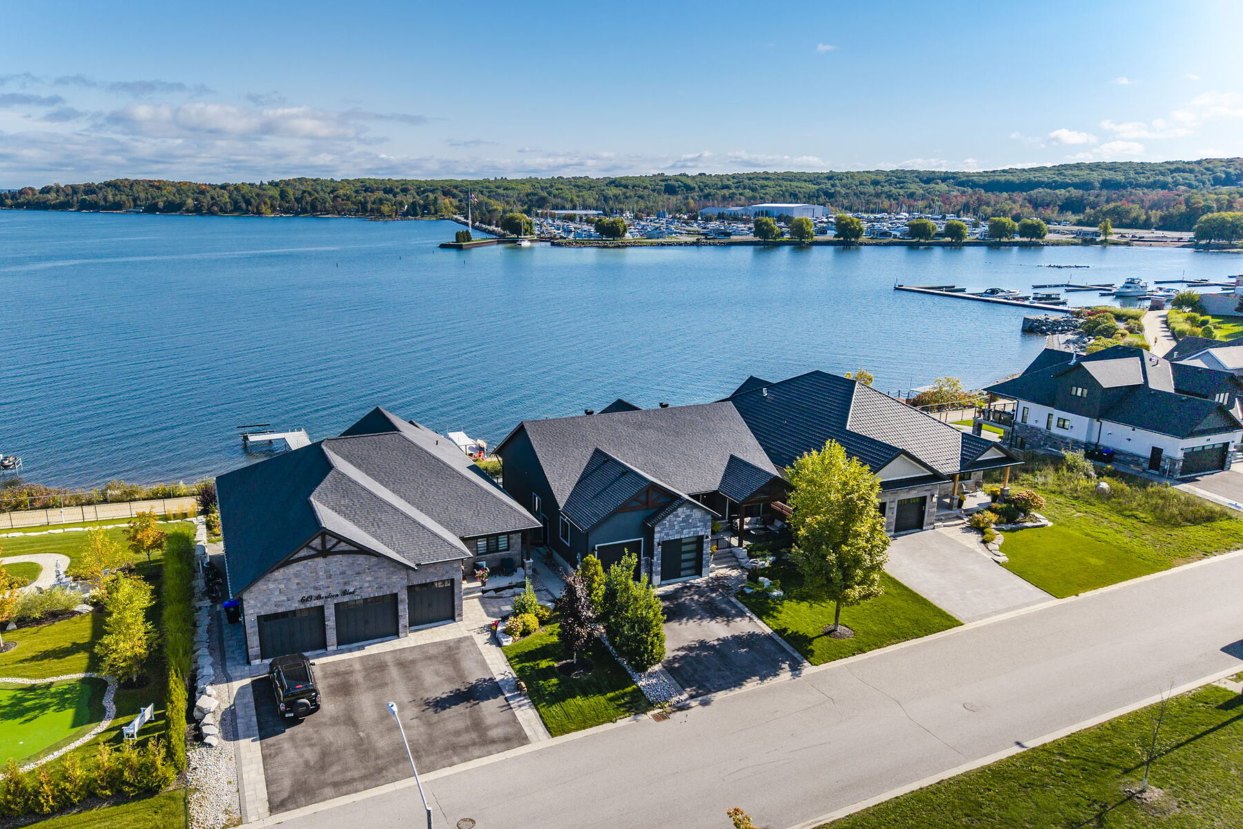  Lakefront Modern Masterpiece - 物件實景
