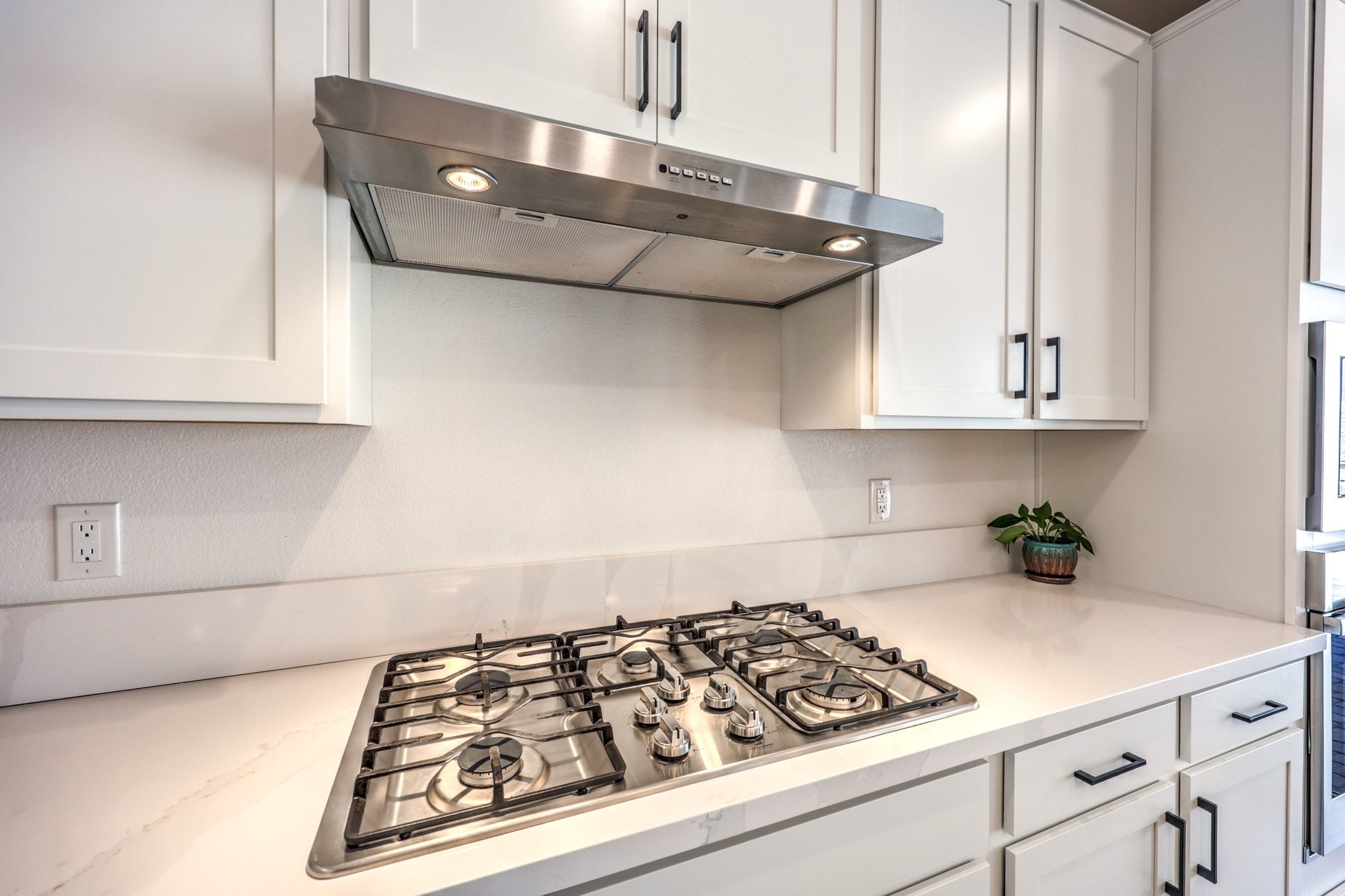  Beautifully Upgraded 2-Story Home in a Gated Community in Summerlin West - 物件實景