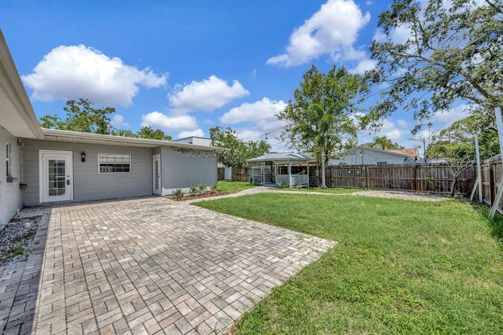 Tampa, Florida, 33611, United States, 3 Bedrooms Bedrooms, ,2 BathroomsBathrooms,Residential,For Sale,1876047
