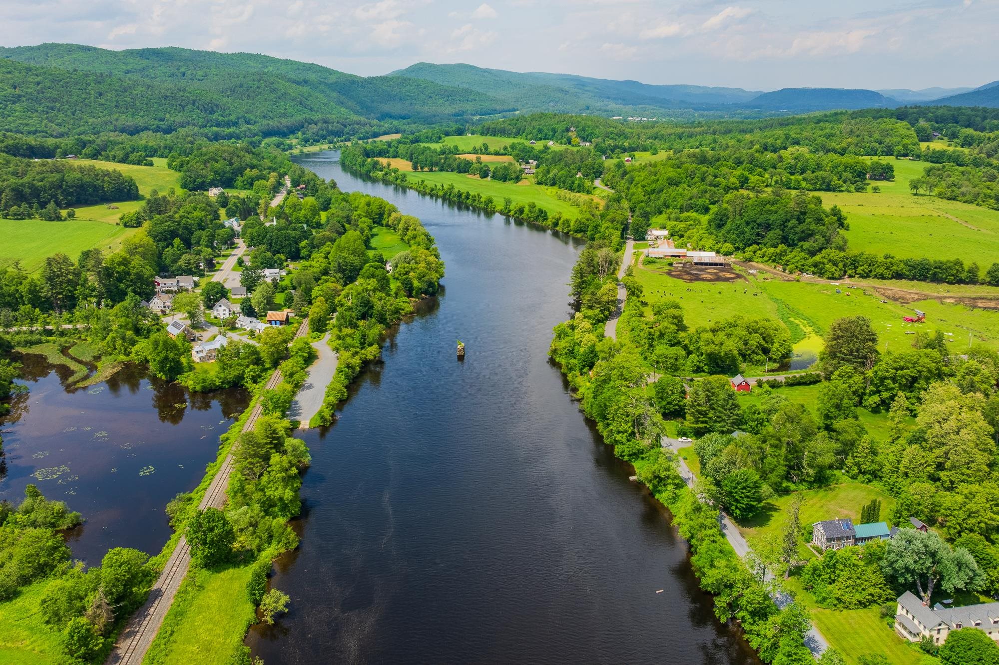 Lyme, New Hampshire, 03768, United States, 3 Bedrooms Bedrooms, ,2 BathroomsBathrooms,Residential,For Sale,1862364