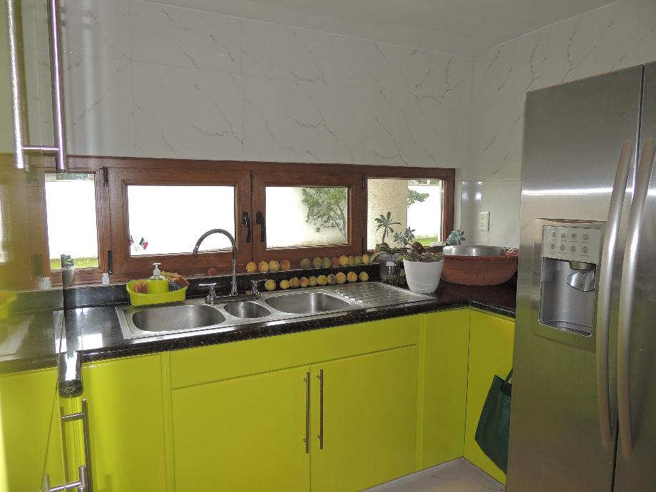 INSURGENTES, Metepec, Estado de méxico, 52172, Mexico, 4 Bedrooms Bedrooms, ,4 BathroomsBathrooms,Residential,For Sale,INSURGENTES,1628764
