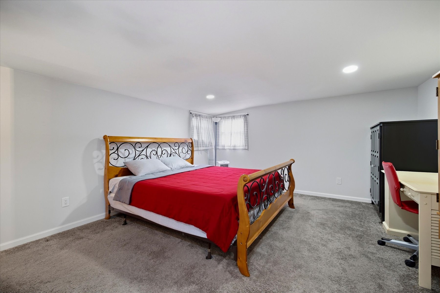  210 N Delaware Avenue, Massapequa, NY, 11758 - 物件實景