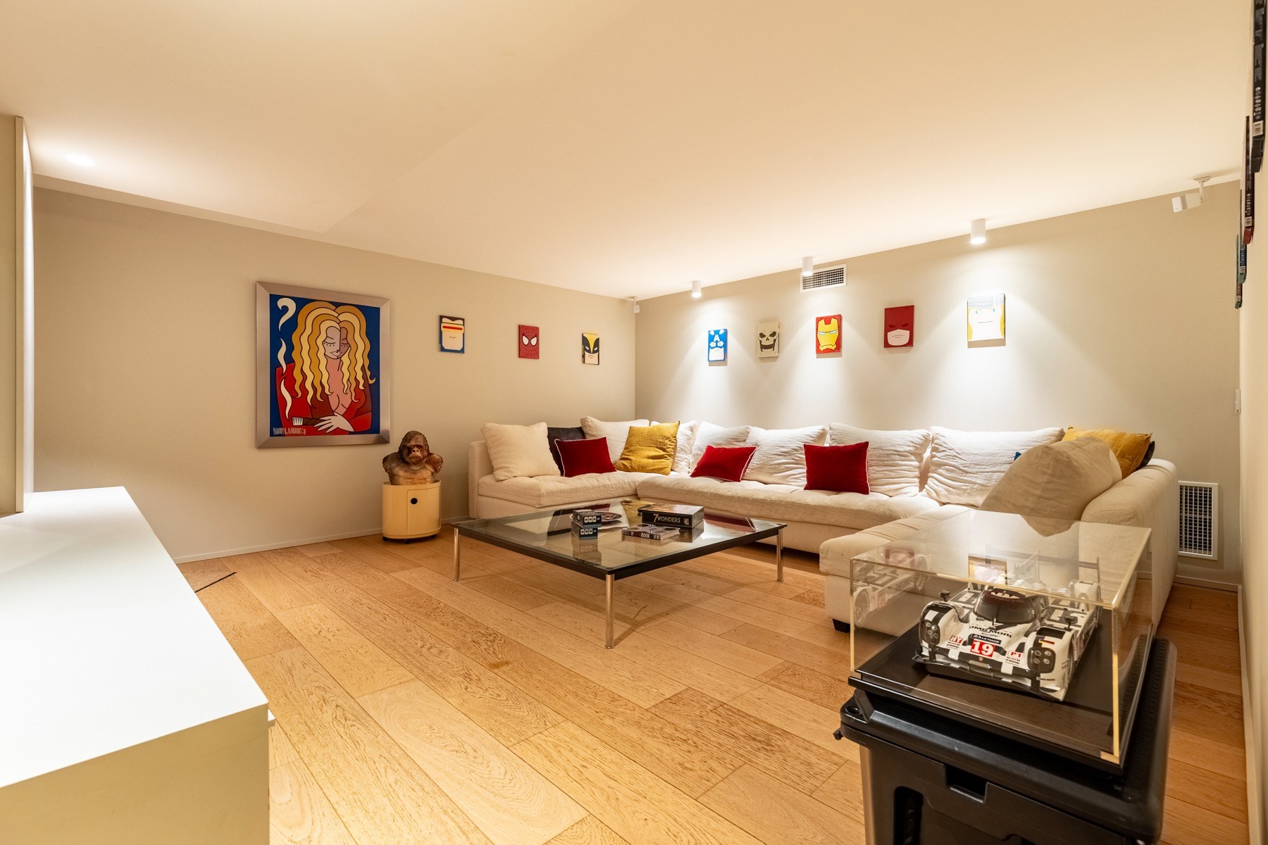  SOMPTUOUS CONTEMPORARY HOUSE - 5 BEDROOMS - CINEMA - DOUBLE GARAGE - SWIMMING P… - 物件實景