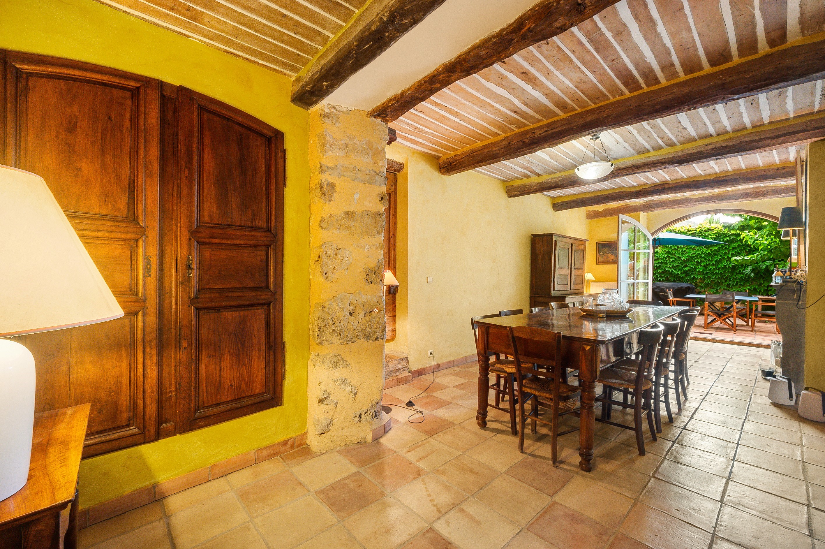  Exceptional Provençal Estate – Elegant Bastide with Pool Amidst Vineyards - 物件實景