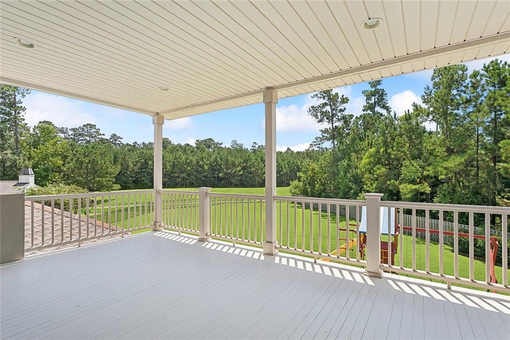 Madisonville, Louisiana, 70447, United States, 4 Bedrooms Bedrooms, ,4 BathroomsBathrooms,Residential,For Sale,1947964