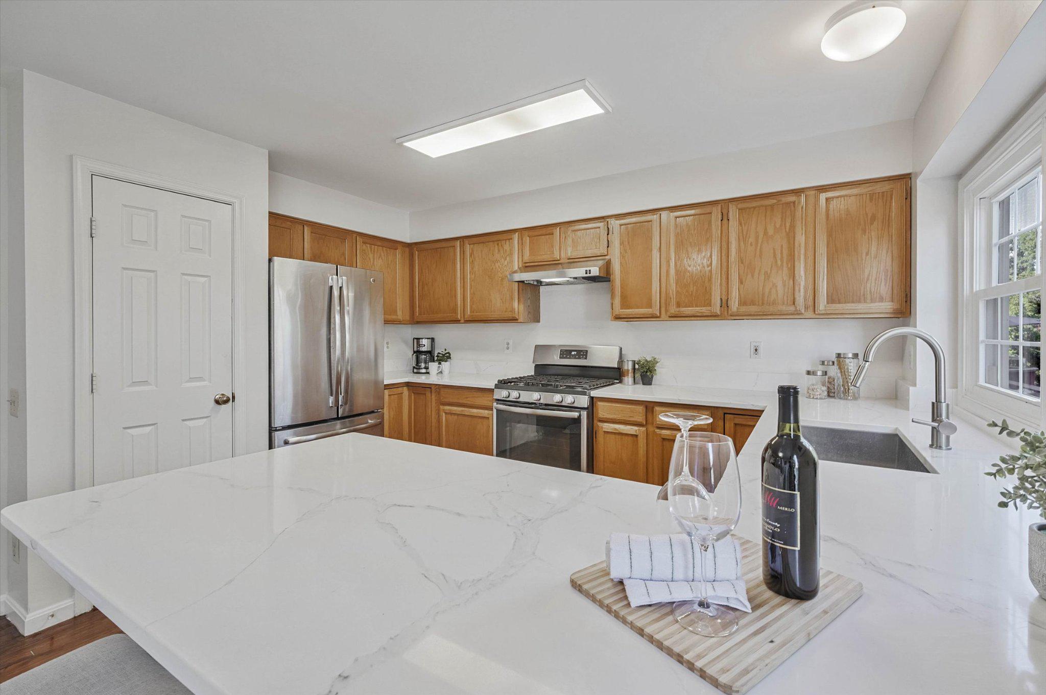  20980 Tobacco Square, Ashburn, VA, 20147 - 物件實景