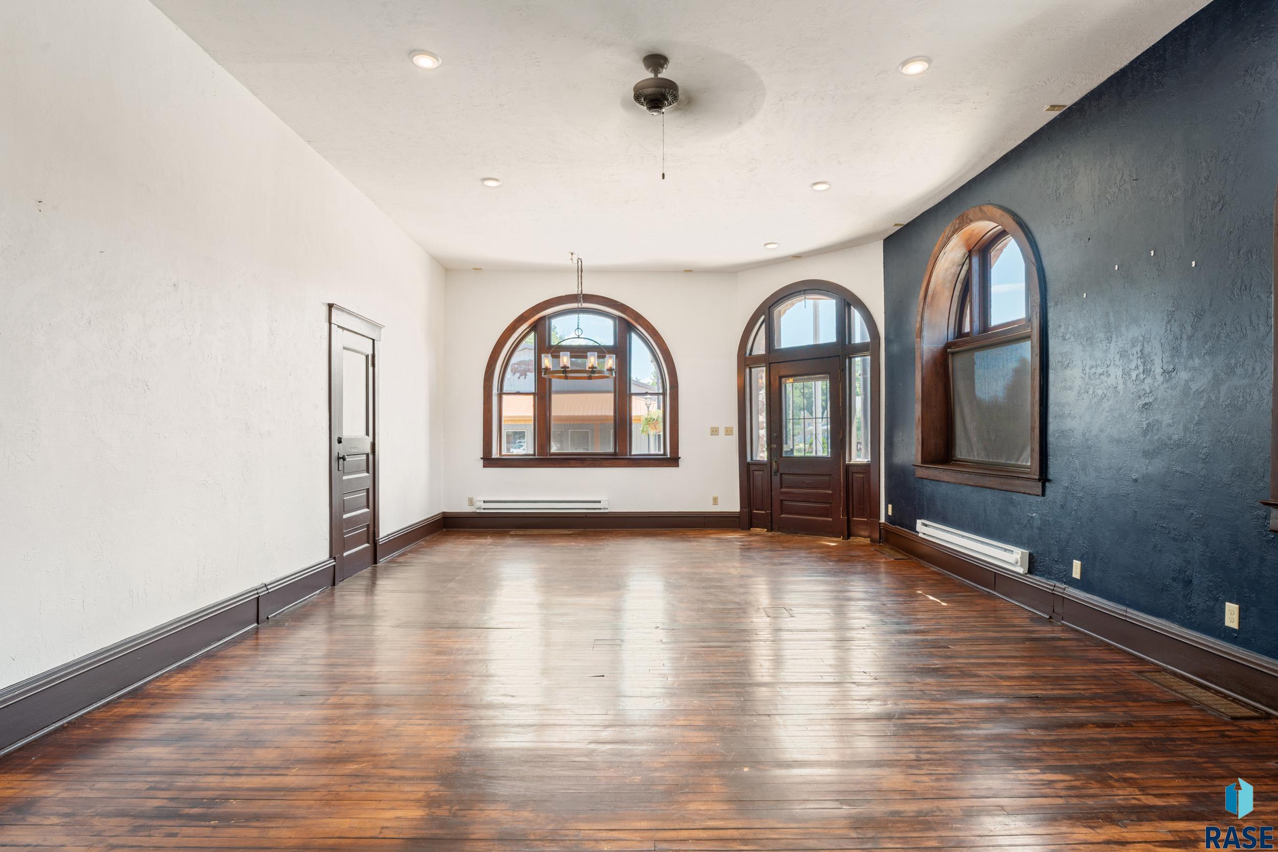 Hartford, South Dakota, 57033, United States, ,Residential,For Sale,1974524