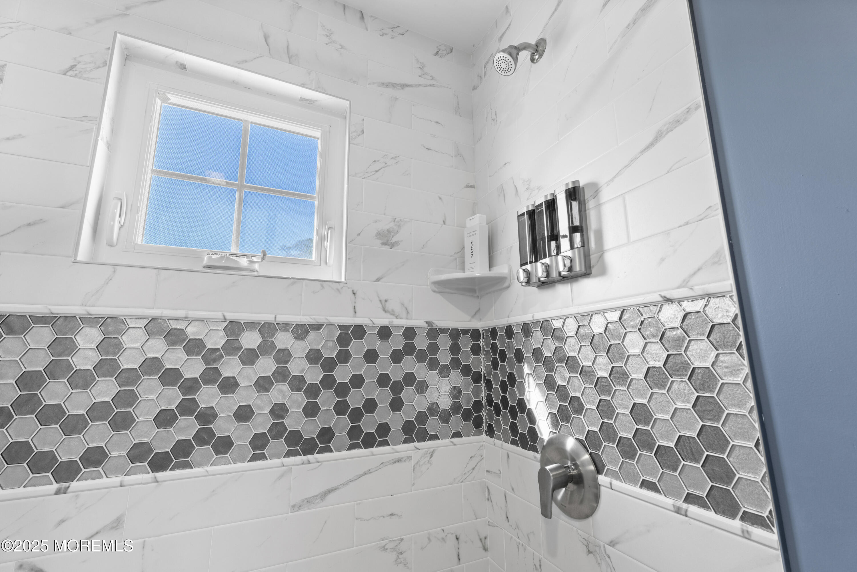 Highlands, New Jersey, 07732, United States, 3 Bedrooms Bedrooms, ,3 BathroomsBathrooms,Residential,For Sale,1977808