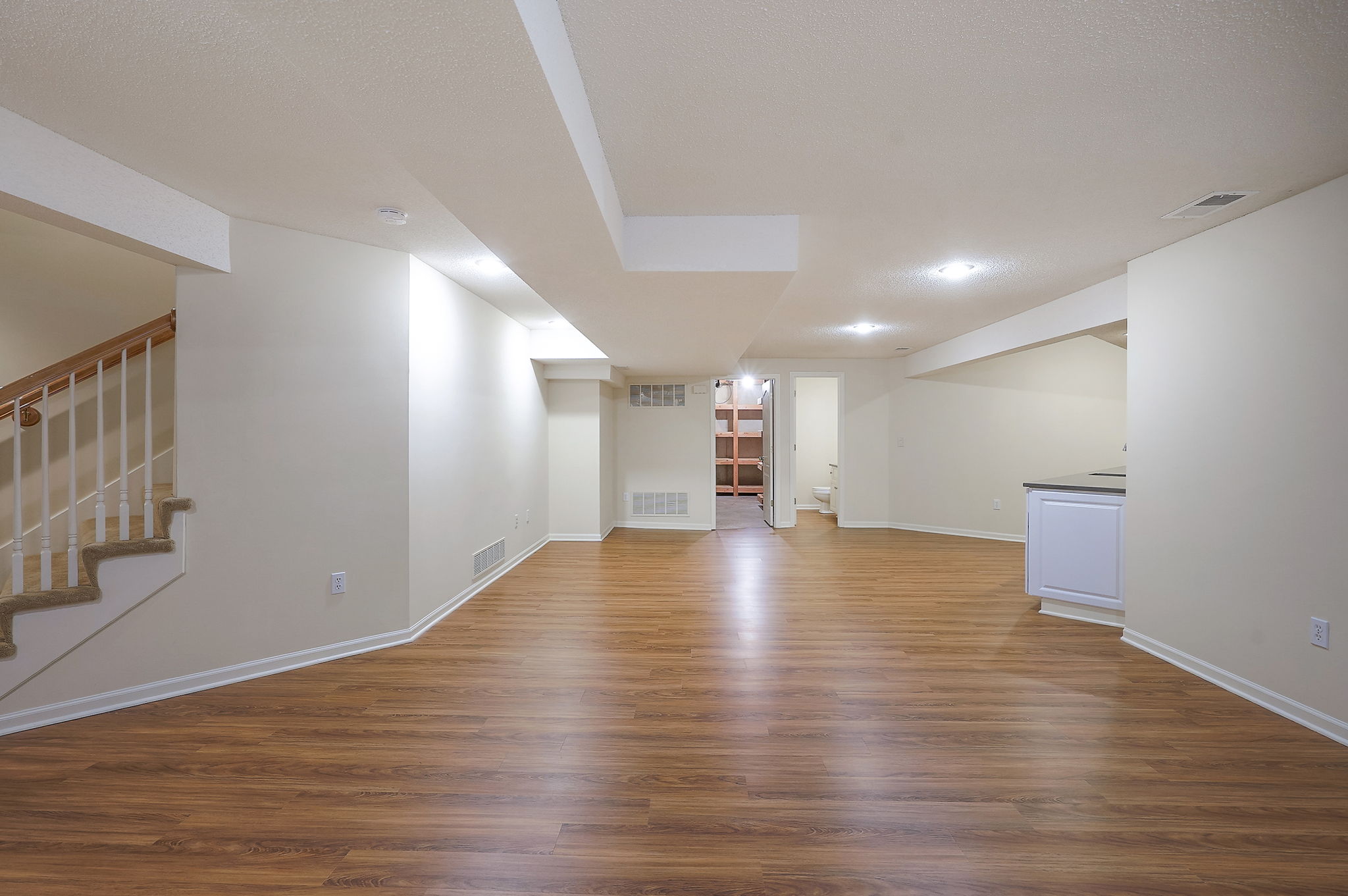  15223 Woodson Lane, Overland Park, KS 66223 - 物件實景