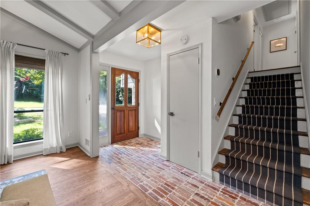 Marietta, Georgia, 30062, United States, 5 Bedrooms Bedrooms, ,3 BathroomsBathrooms,Residential,For Sale,1901486