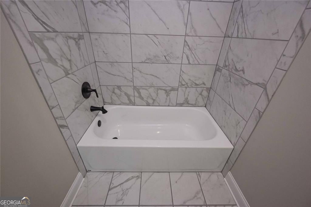 Douglasville, Georgia, 30135, United States, 5 Bedrooms Bedrooms, ,5 BathroomsBathrooms,Residential,For Sale,1876885