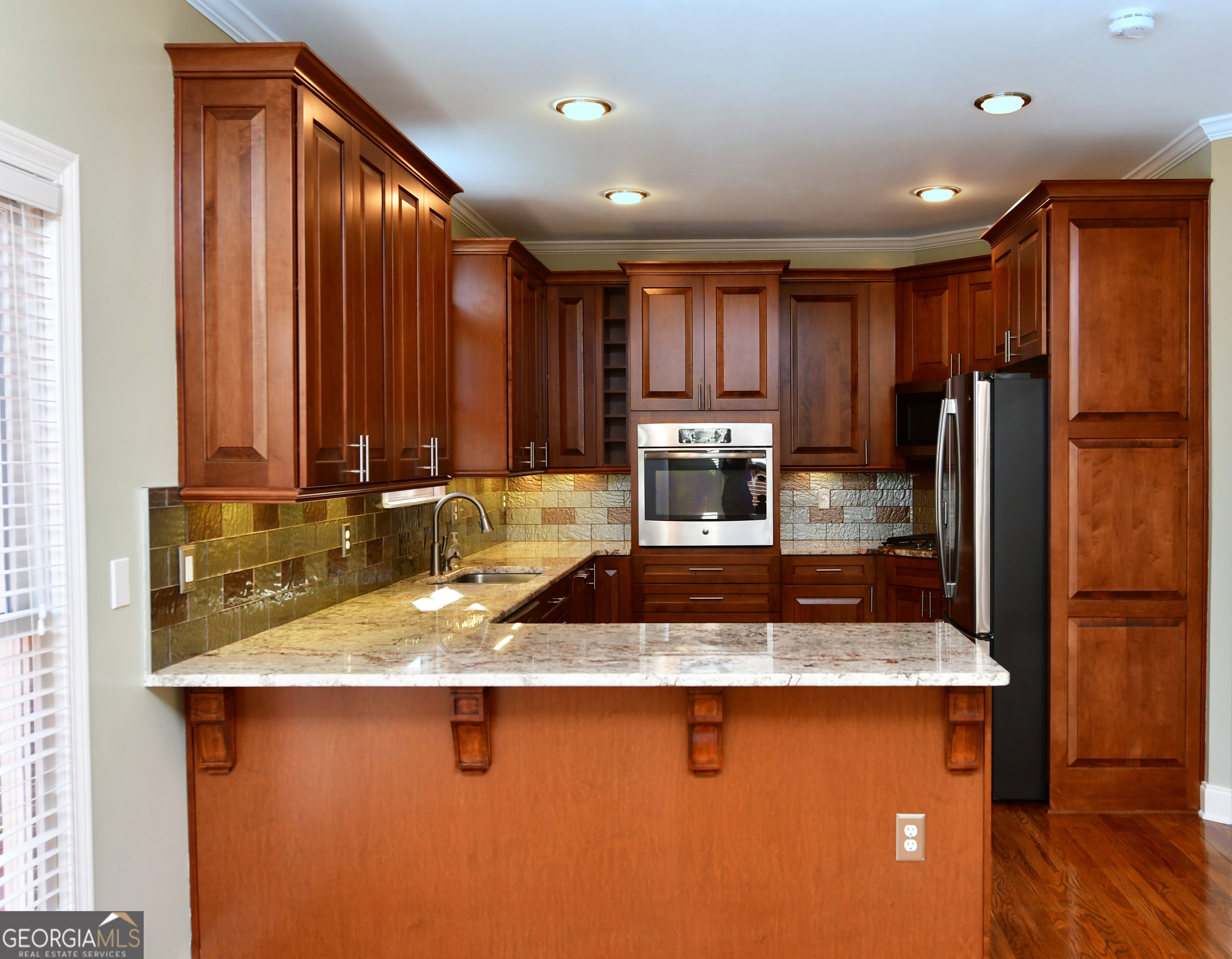 Hoschton, Georgia, 30548, United States, 5 Bedrooms Bedrooms, ,4 BathroomsBathrooms,Residential,For Sale,1992517