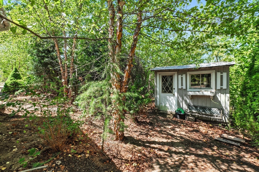 Tewksbury, Massachusetts, 01876, United States, 3 Bedrooms Bedrooms, ,2 BathroomsBathrooms,Residential,For Sale,1938994