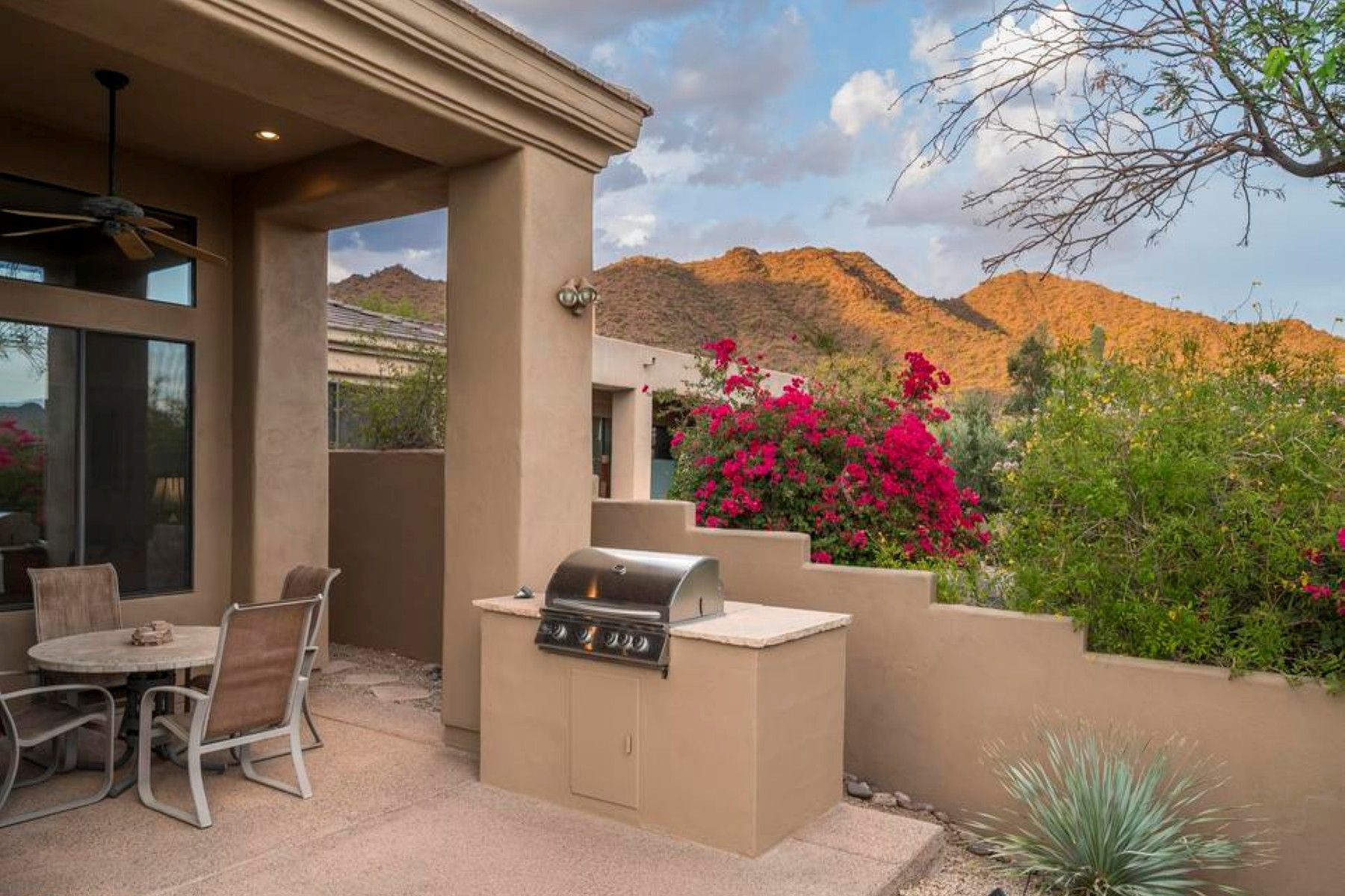  13641 E Charter Oak Drive ¦Scottsdale, AZ - 物件實景