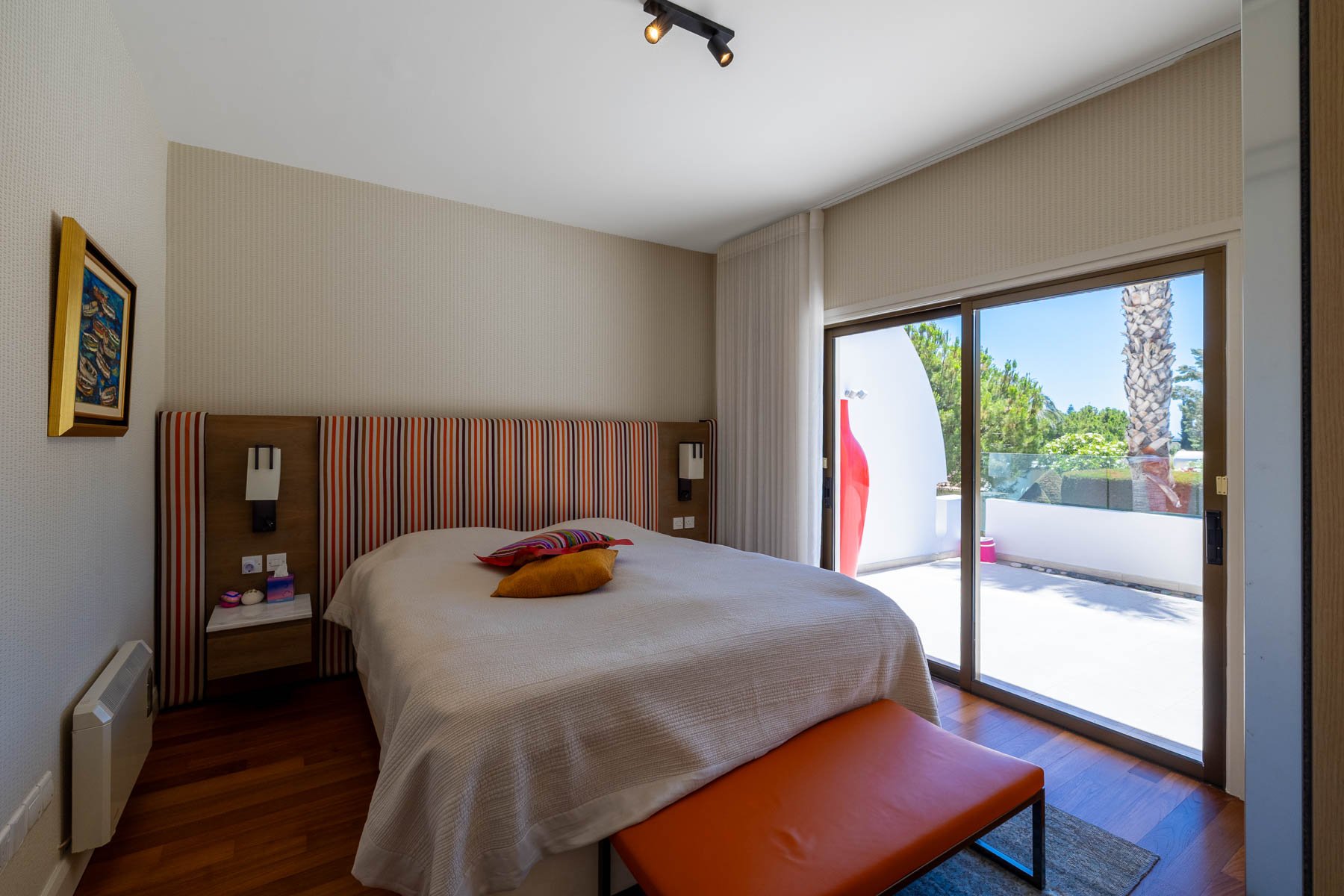  Renovated 3 Bedroom Residence with Guest Studio Steps from the Sea in Limassol - 物件實景