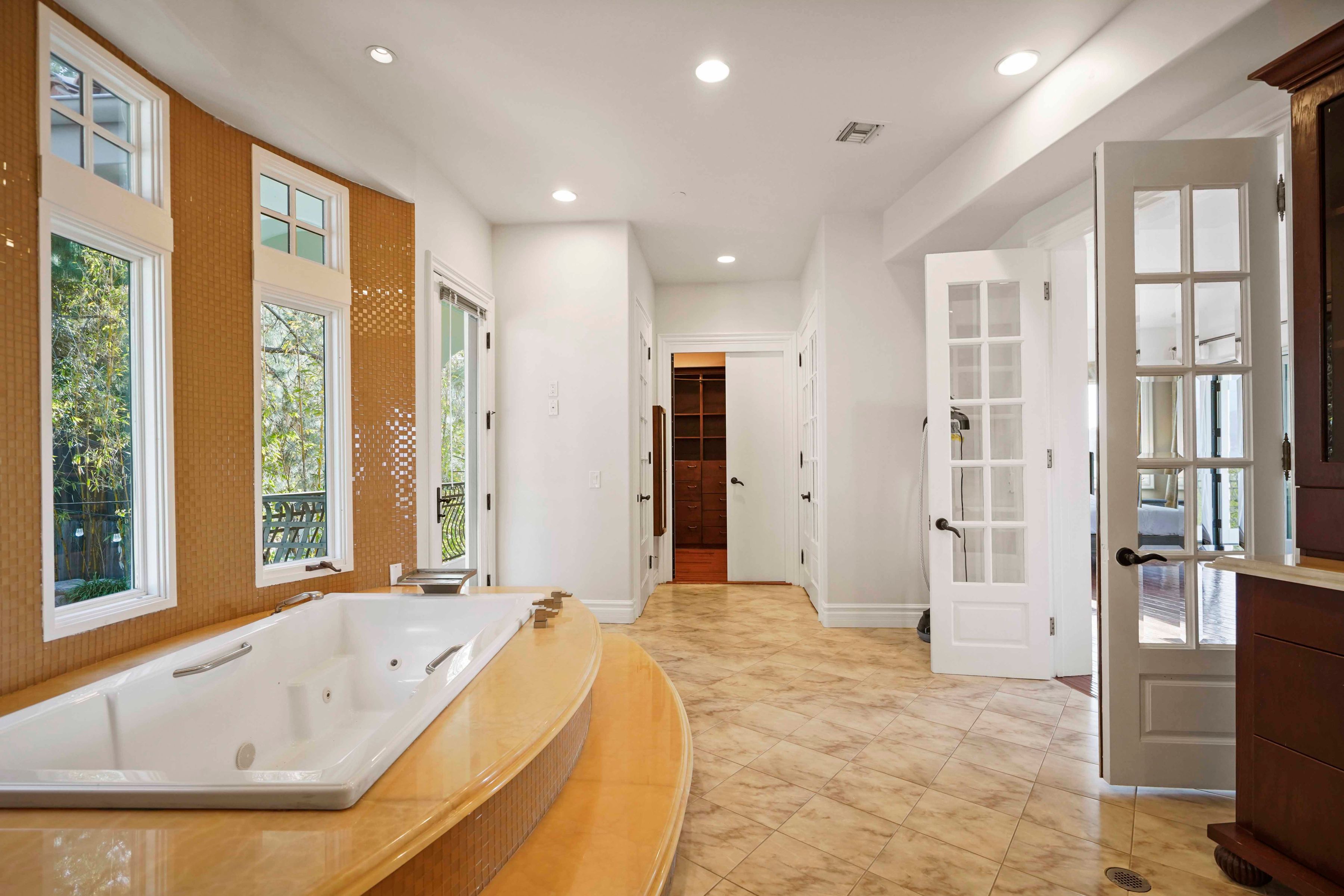  10940 Terryview Drive - 物件實景