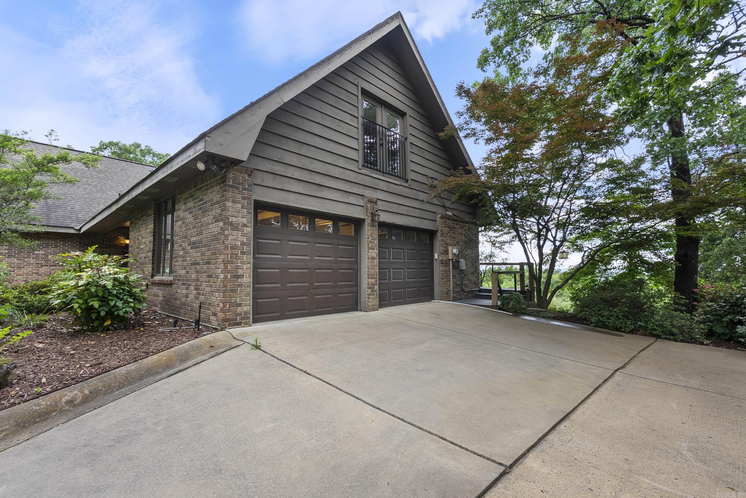 Conway, Arkansas, 72034, United States, 5 Bedrooms Bedrooms, ,5 BathroomsBathrooms,Residential,For Sale,1993283