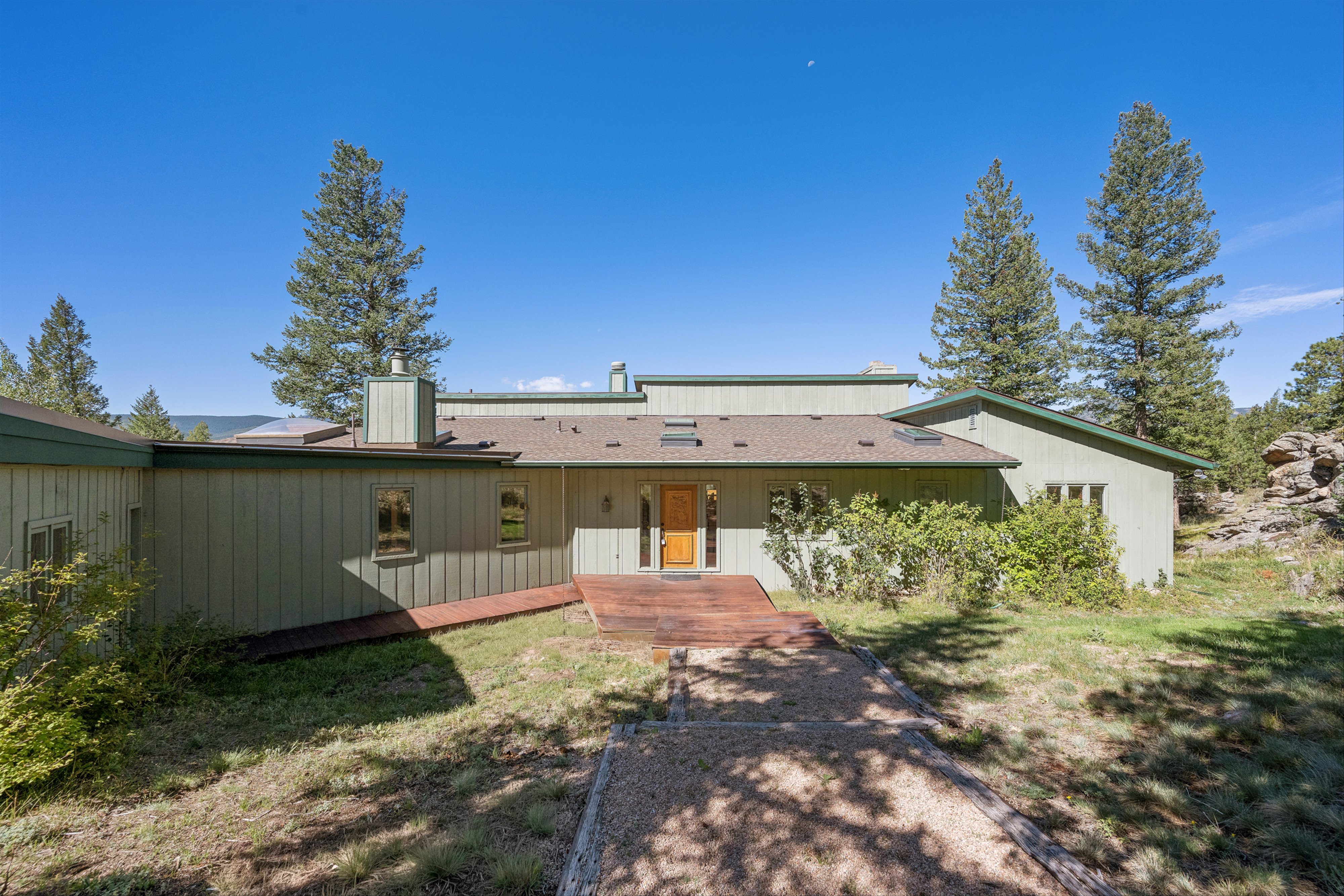  Custom Built Retreat with Panoramic Views on 8.7 Acres Next to Open Space - 物件實景