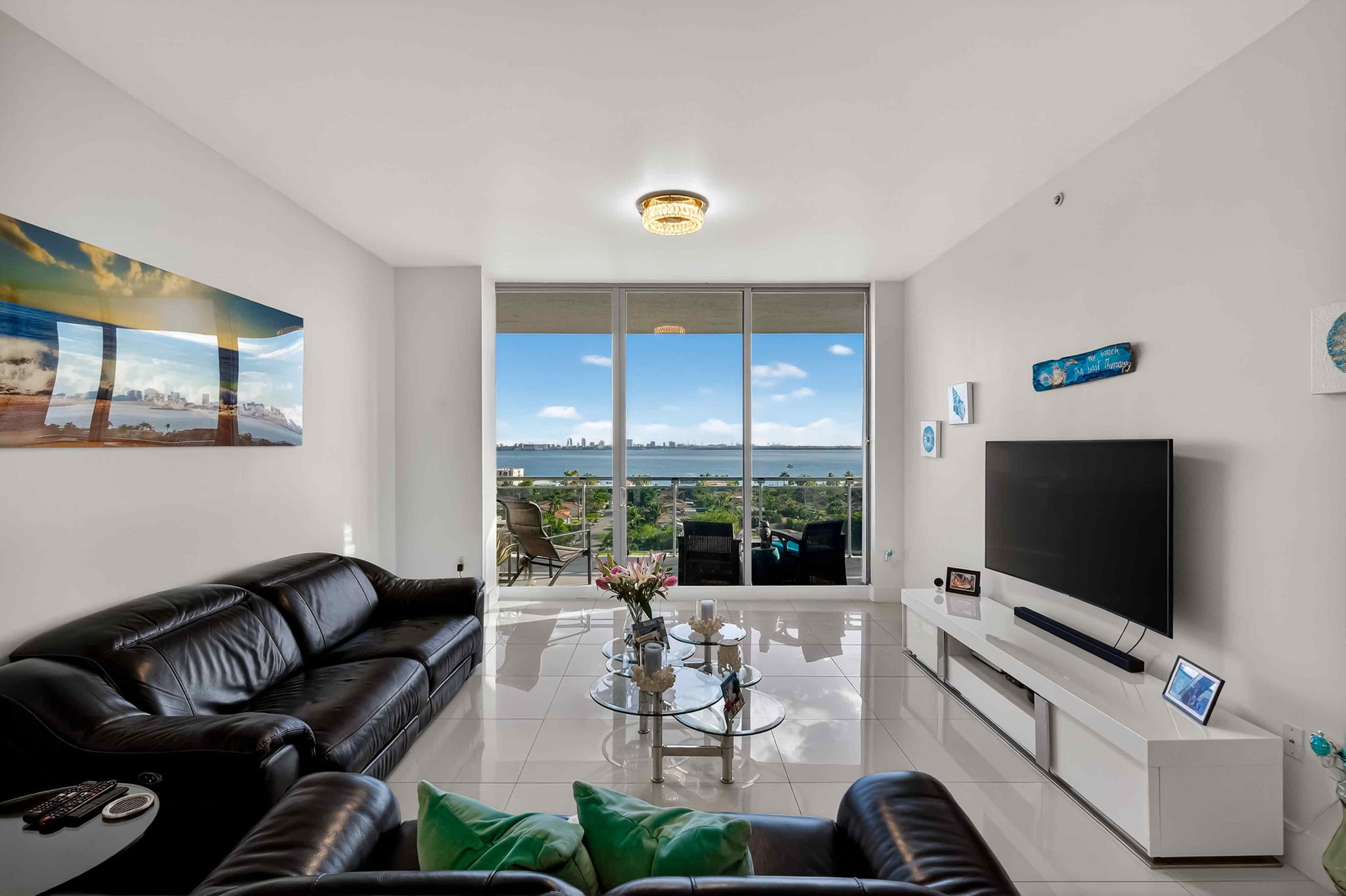  7901 S Hispanola Ave, North Bay Village, FL, 33141 - 物件實景