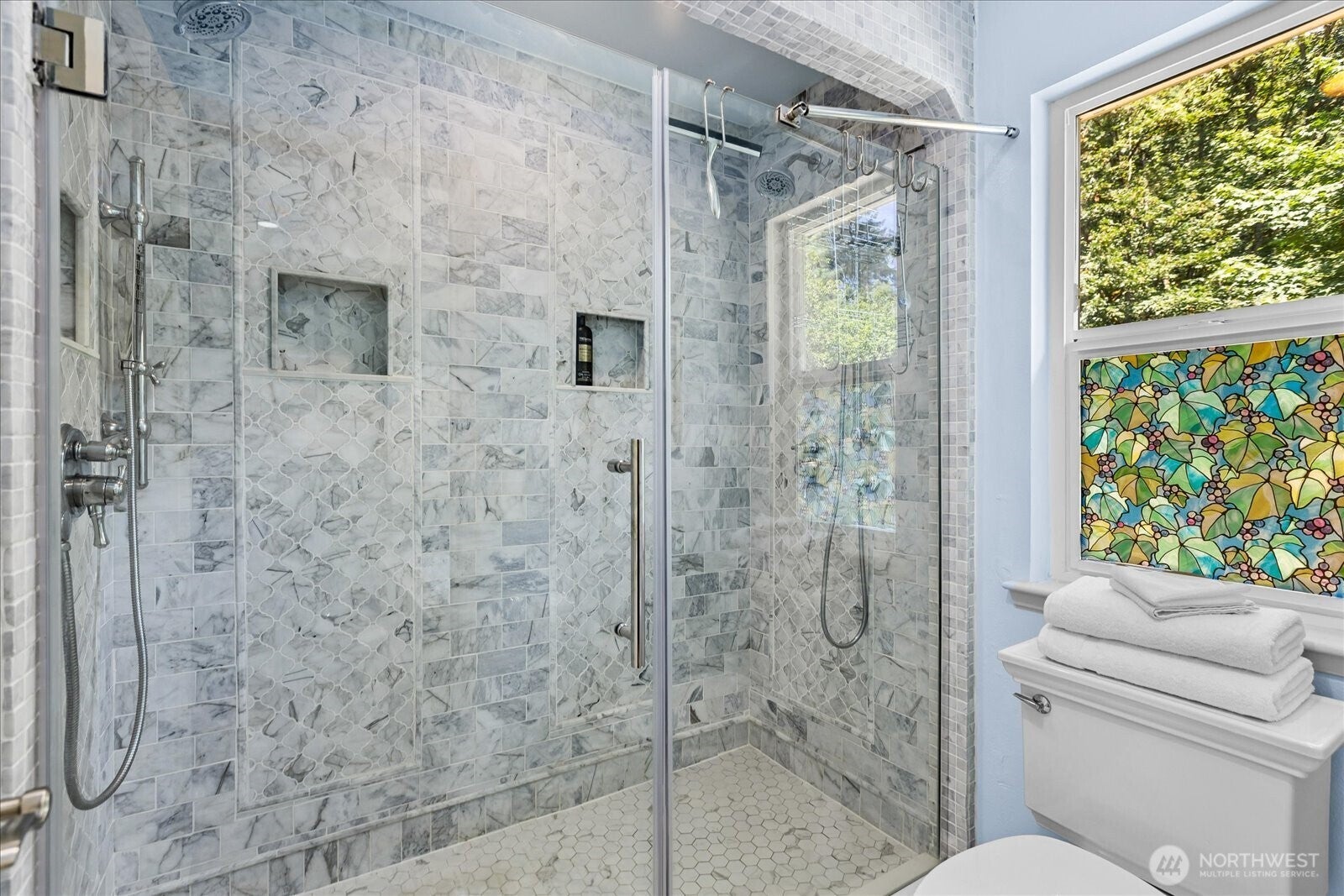 Woodinville, Washington, 98072, United States, 4 Bedrooms Bedrooms, ,2 BathroomsBathrooms,Residential,For Sale,1895251