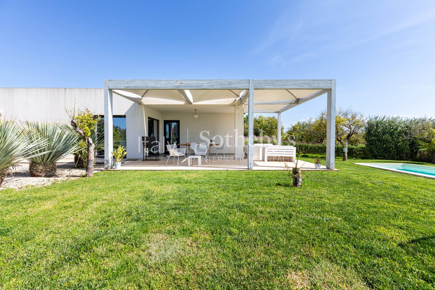  Contemporary villa nestled in the Noto countryside - 物件實景