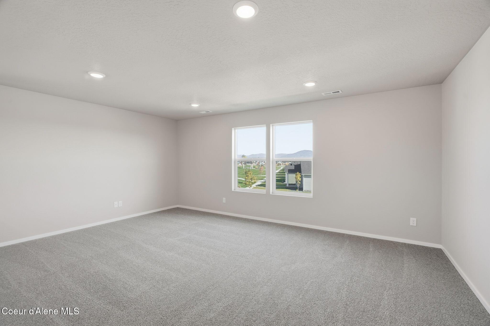 Post Falls, Idaho, 83854, United States, 4 Bedrooms Bedrooms, ,3 BathroomsBathrooms,Residential,For Sale,1973812