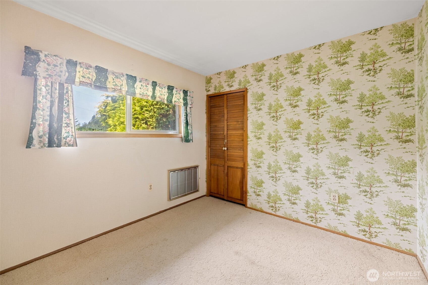 Sequim, Washington, 98382, United States, 3 Bedrooms Bedrooms, ,2 BathroomsBathrooms,Residential,For Sale,1984397