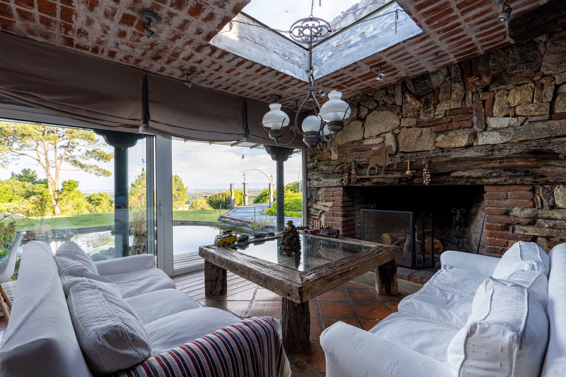  Hotel Las Cumbres: An Iconic Property for Sale - 物件實景