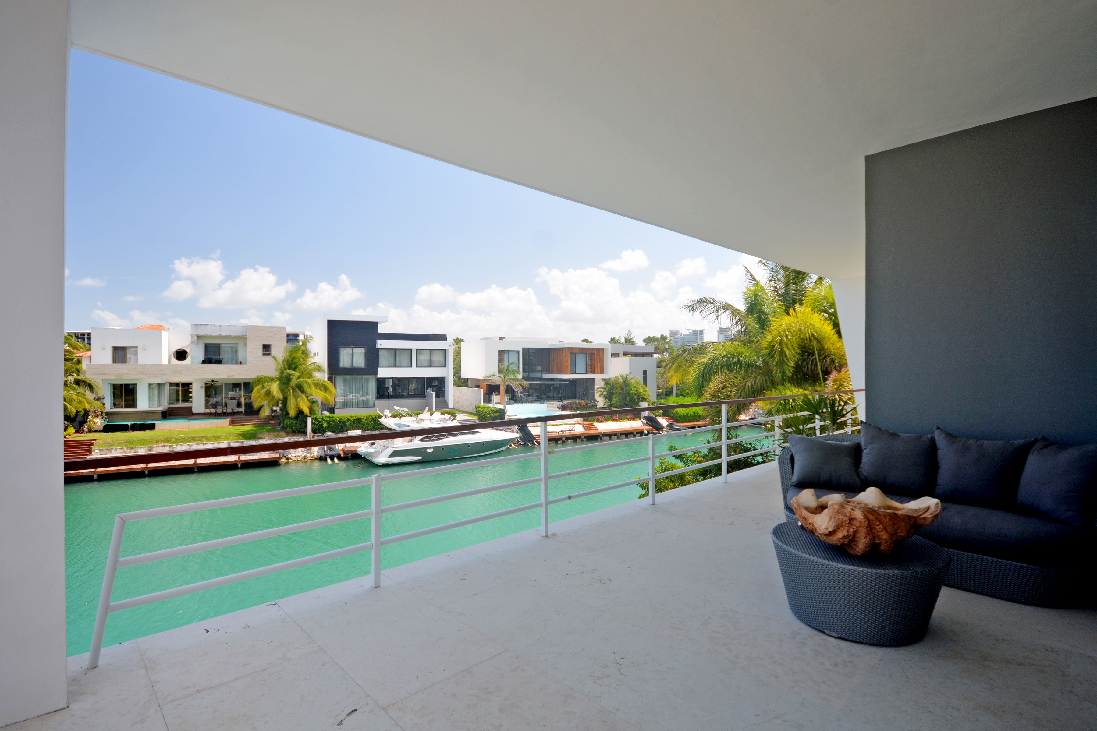  EXCLUSIVE RESIDENCE WITH PRIVATE DOCK - 物件實景
