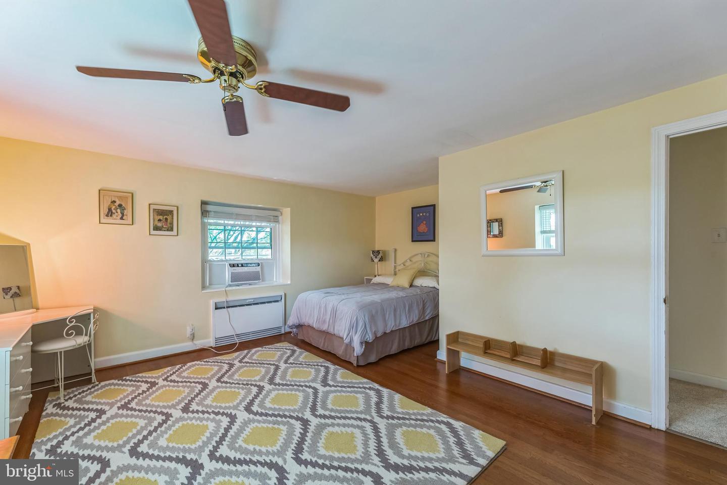 Drexel Hill, Pennsylvania, 19026, United States, 5 Bedrooms Bedrooms, ,6 BathroomsBathrooms,Residential,For Sale,1934182