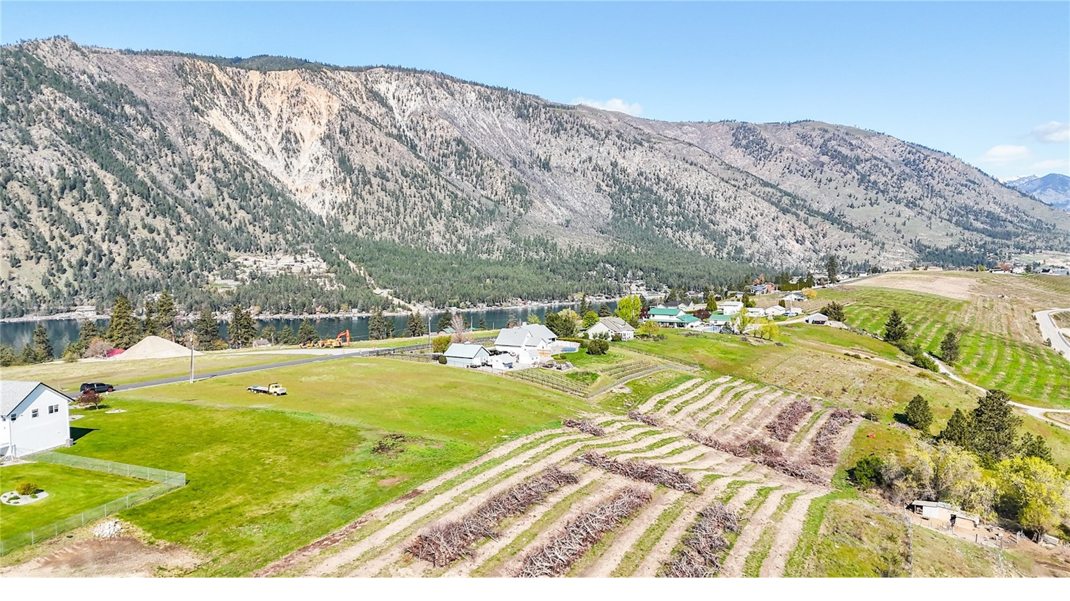  Rare Opportunity Overlooking Lake Chelan - 物件實景