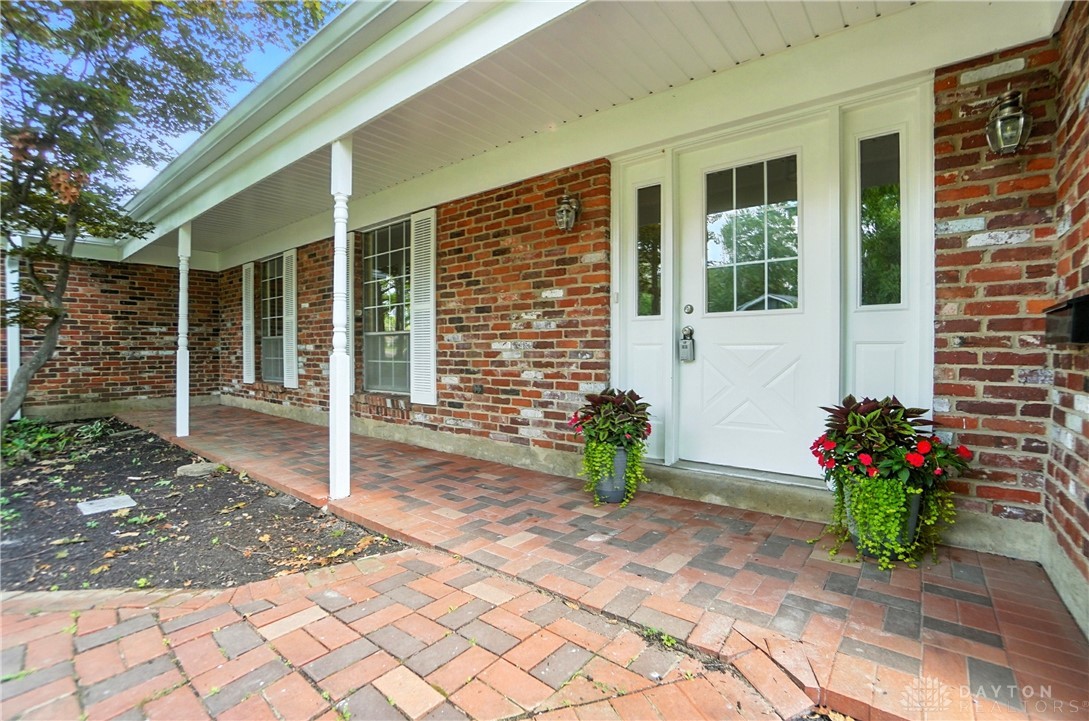 Kettering, Ohio, 45440, United States, 6 Bedrooms Bedrooms, ,3 BathroomsBathrooms,Residential,For Sale,1913800
