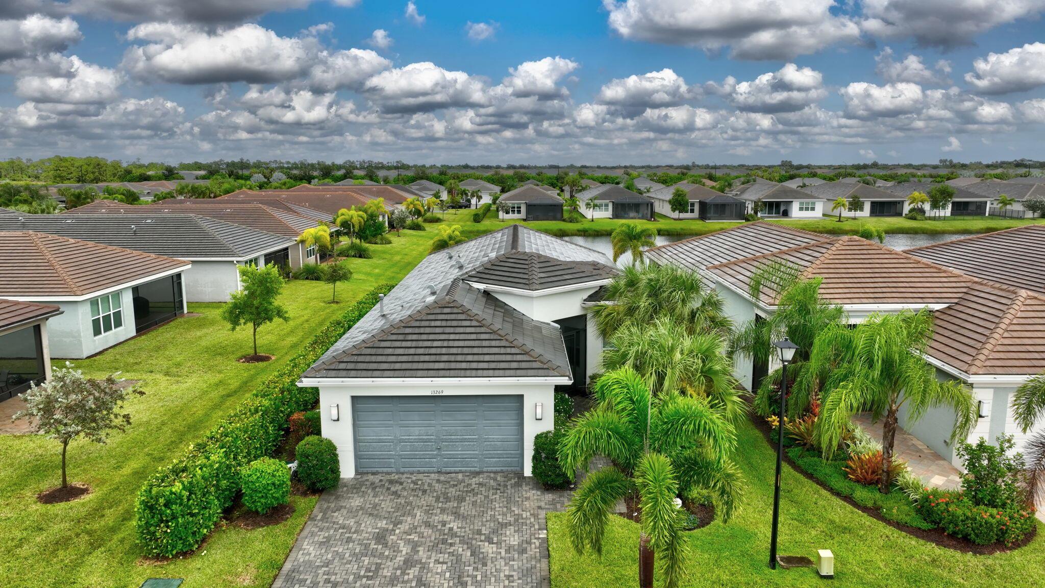 Port St Lucie, Florida, 34987, United States, 2 Bedrooms Bedrooms, ,2 BathroomsBathrooms,Residential,For Sale,1979461