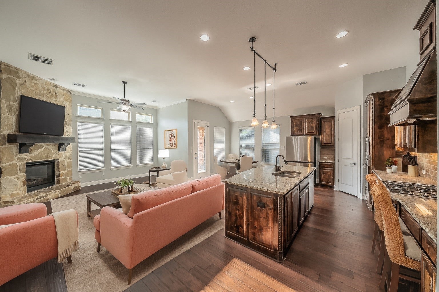 Trophy Club, Texas, 76262, United States, 4 Bedrooms Bedrooms, ,4 BathroomsBathrooms,Residential,For Sale,1977433