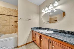 Lancaster, California, 93536, United States, 5 Bedrooms Bedrooms, ,4 BathroomsBathrooms,Residential,For Sale,1933270