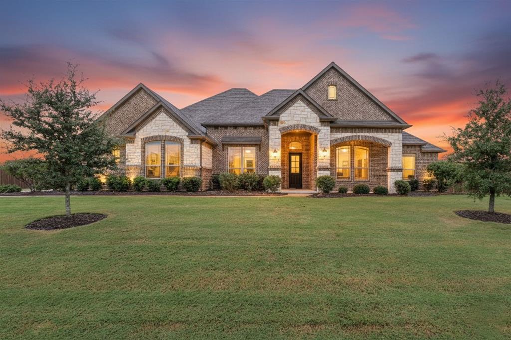 Waxahachie, Texas, 75165, United States, 4 Bedrooms Bedrooms, ,3 BathroomsBathrooms,Residential,For Sale,1981822