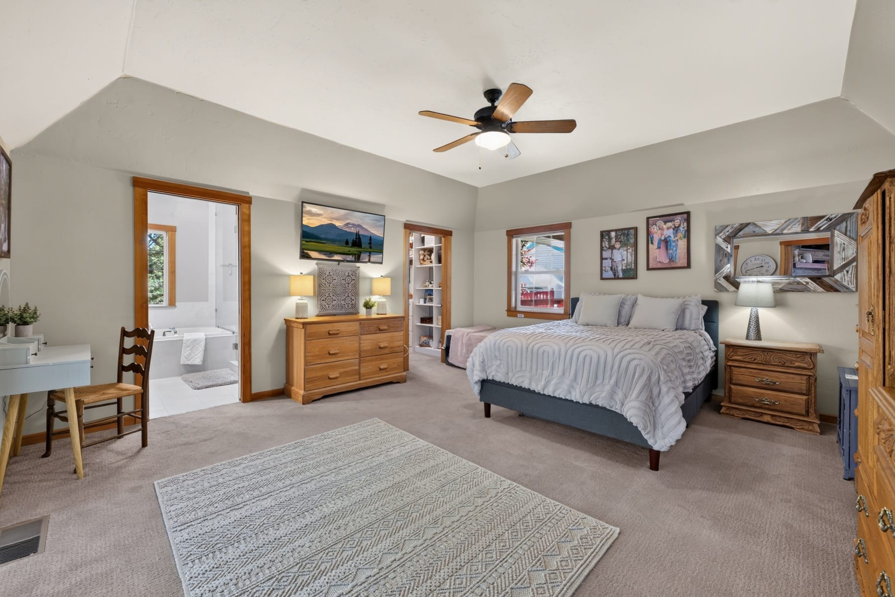  15555 SW Hahlen Avenue Powell Butte, OR 97753 - 物件實景