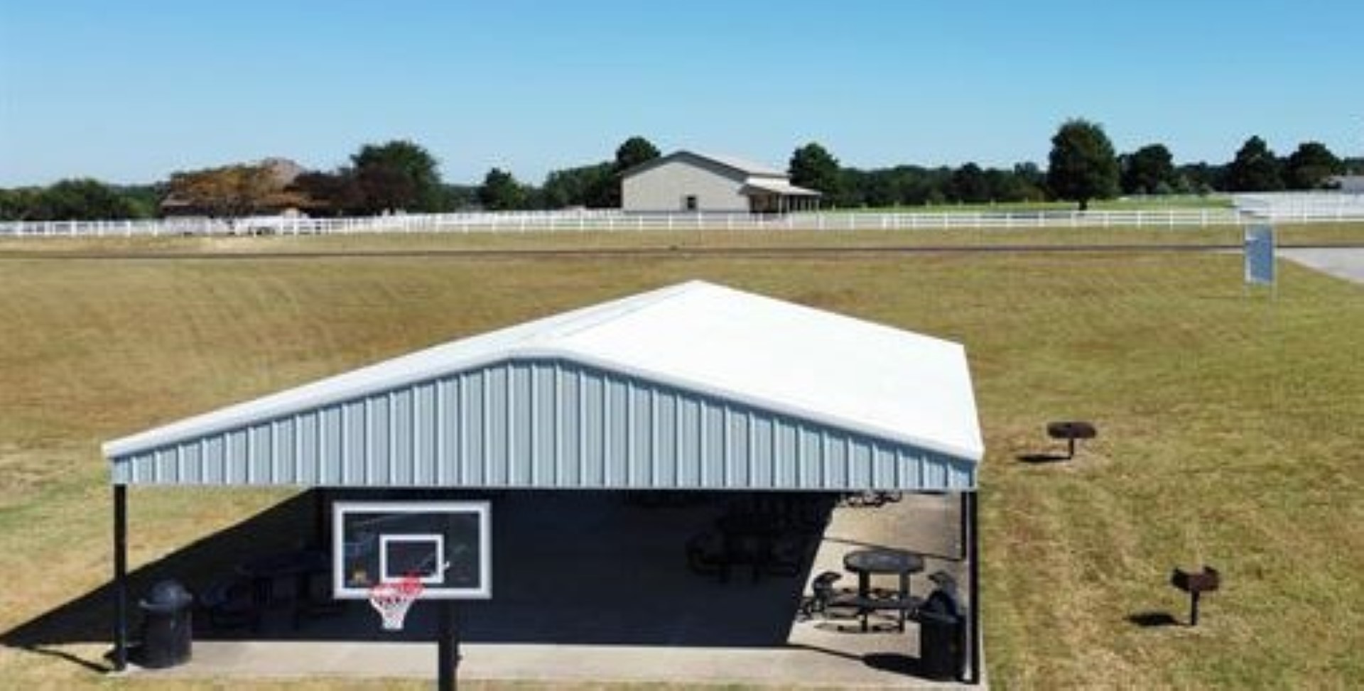 Lindale, Texas, 75771, United States, 3 Bedrooms Bedrooms, ,3 BathroomsBathrooms,Residential,For Sale,1938338