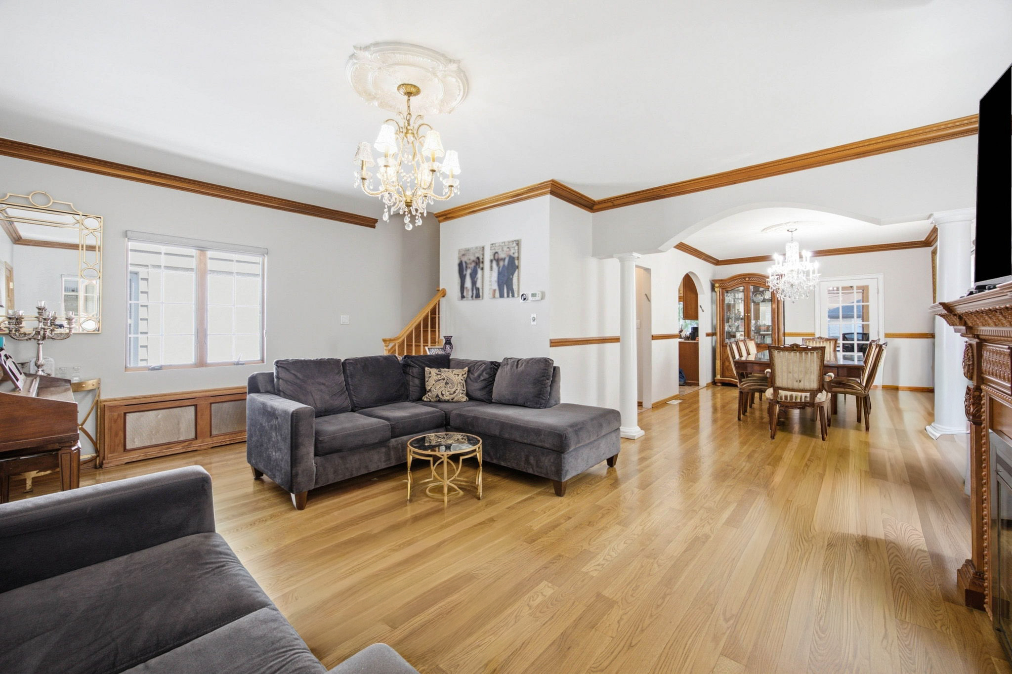  1739 E 26th Street - 物件實景