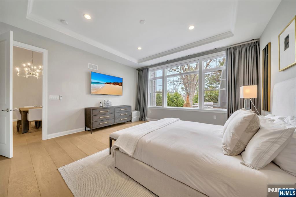 River Vale, New Jersey, 07675, United States, 3 Bedrooms Bedrooms, ,5 BathroomsBathrooms,Residential,For Sale,1906590