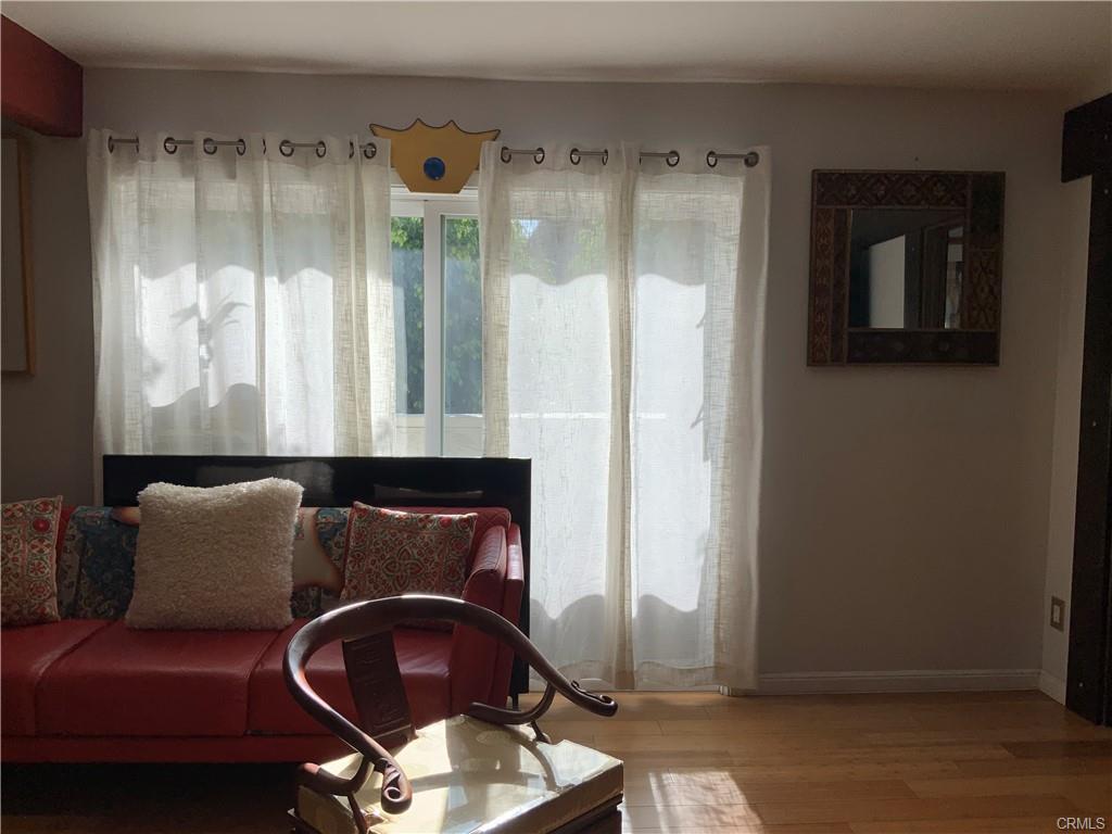 Glendale, California, 91203, United States, 1 Bedroom Bedrooms, ,1 BathroomBathrooms,Residential,For Sale,1969295