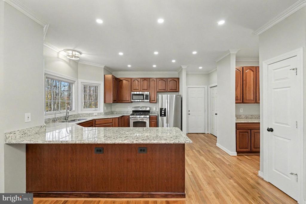 Fredericksburg, Virginia, 22407, United States, 4 Bedrooms Bedrooms, ,3 BathroomsBathrooms,Residential,For Sale,1991139