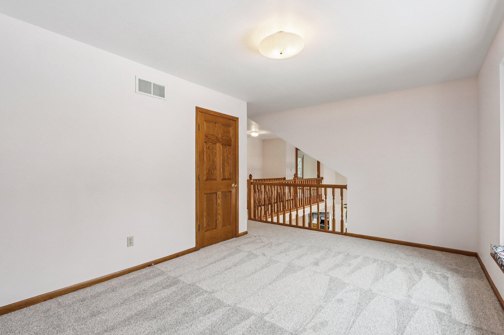 Muskego, Wisconsin, 53150, United States, 3 Bedrooms Bedrooms, ,3 BathroomsBathrooms,Residential,For Sale,2007813