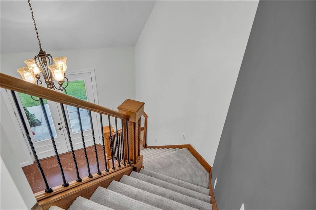 Lawrence, Kansas, 66049, United States, 5 Bedrooms Bedrooms, ,5 BathroomsBathrooms,Residential,For Sale,1848168