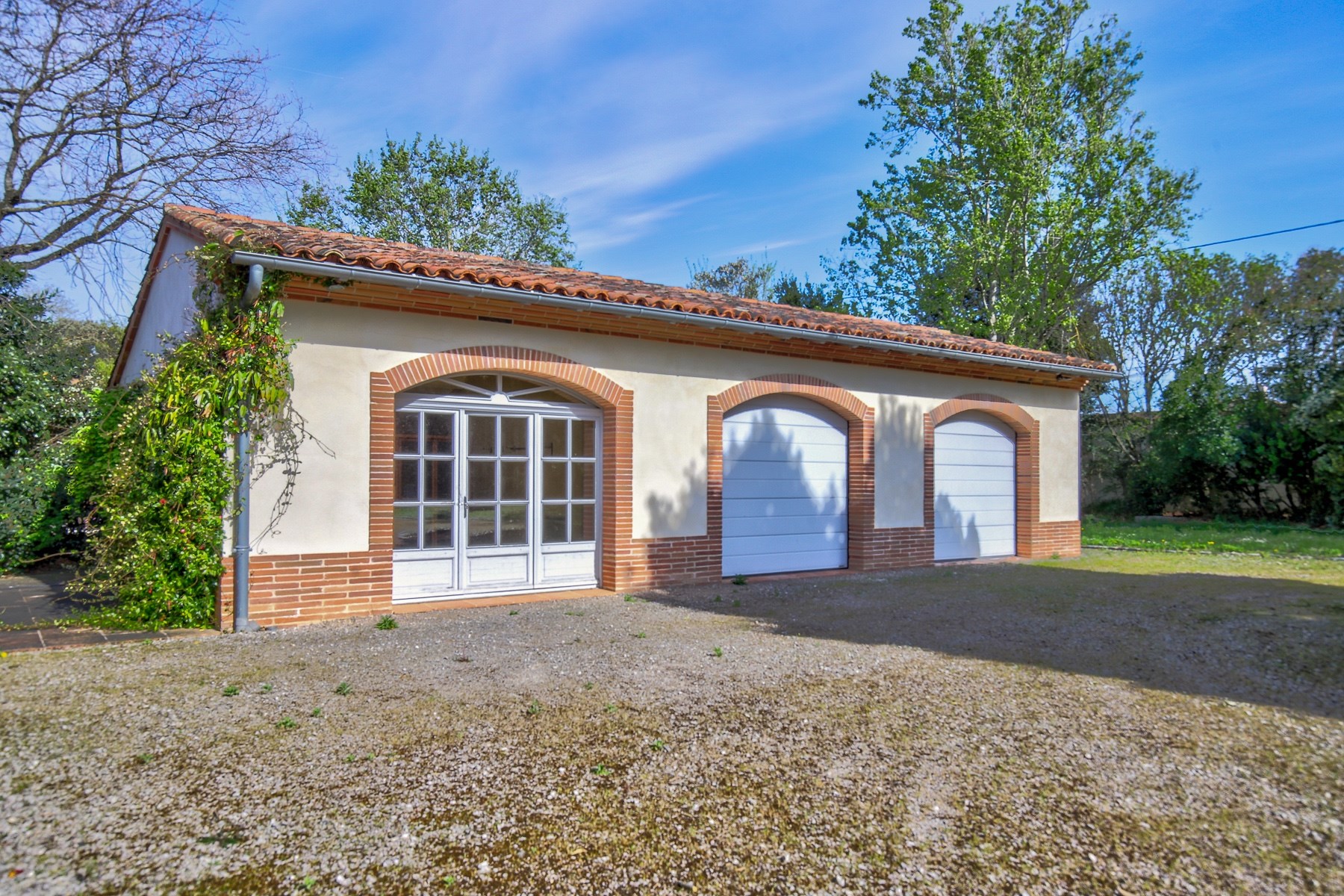  PROXIMITÉ TOULOUSE - MAISON 300m2 - PISCINE - GARAGE - 物件實景