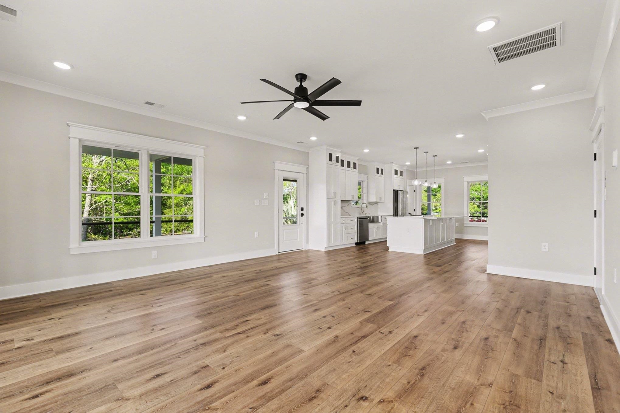 Murrells Inlet, South Carolina, 29576, United States, 5 Bedrooms Bedrooms, ,6 BathroomsBathrooms,Residential,For Sale,2040499