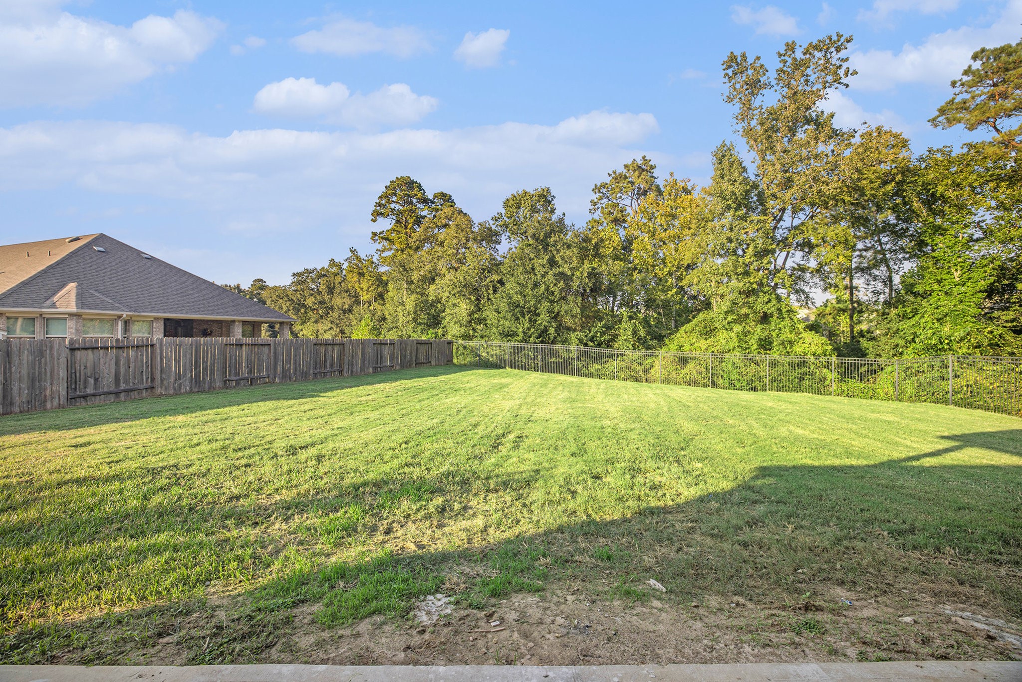 Tomball, Texas, 77375, United States, 4 Bedrooms Bedrooms, ,4 BathroomsBathrooms,Residential,For Sale,1956525